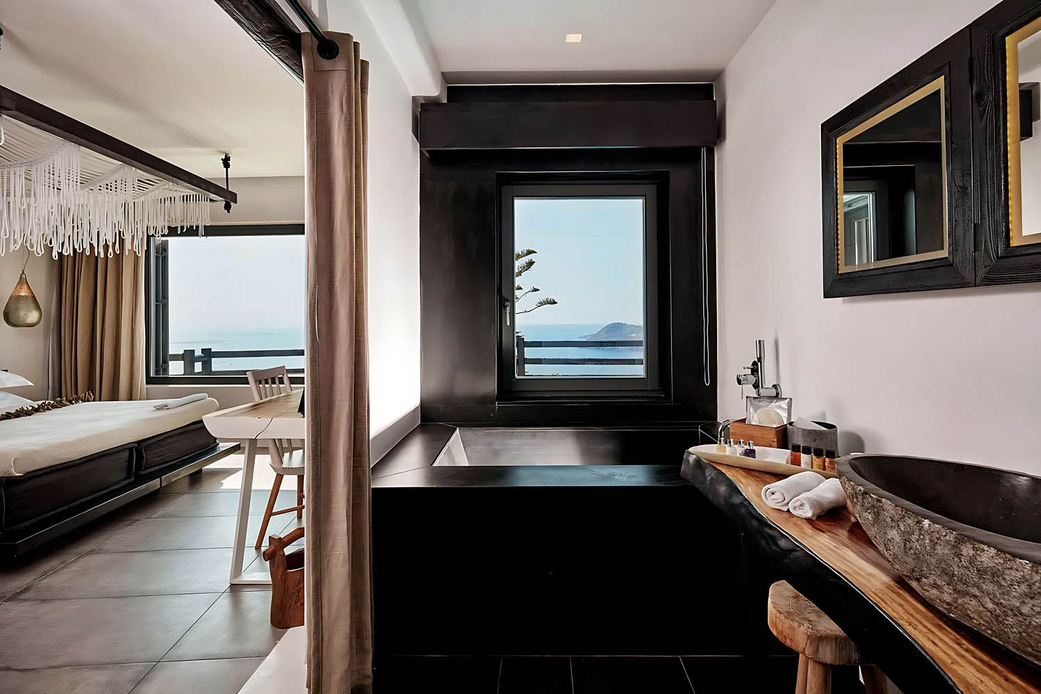 GRAND MAJESTIC Retreat Suite with Private Pool LuxuriaVacations