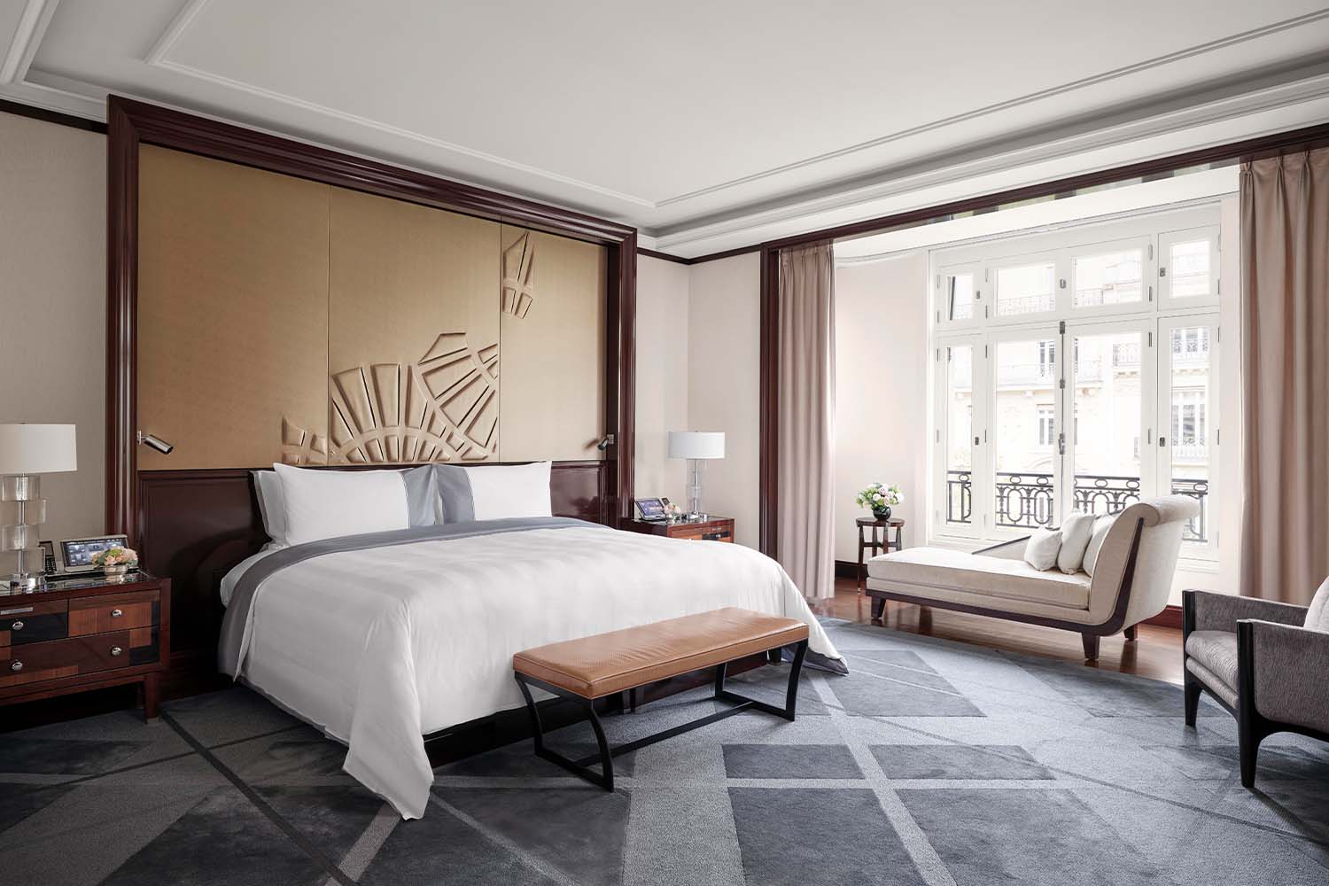 Grand Premier Suite LuxuriaVacations