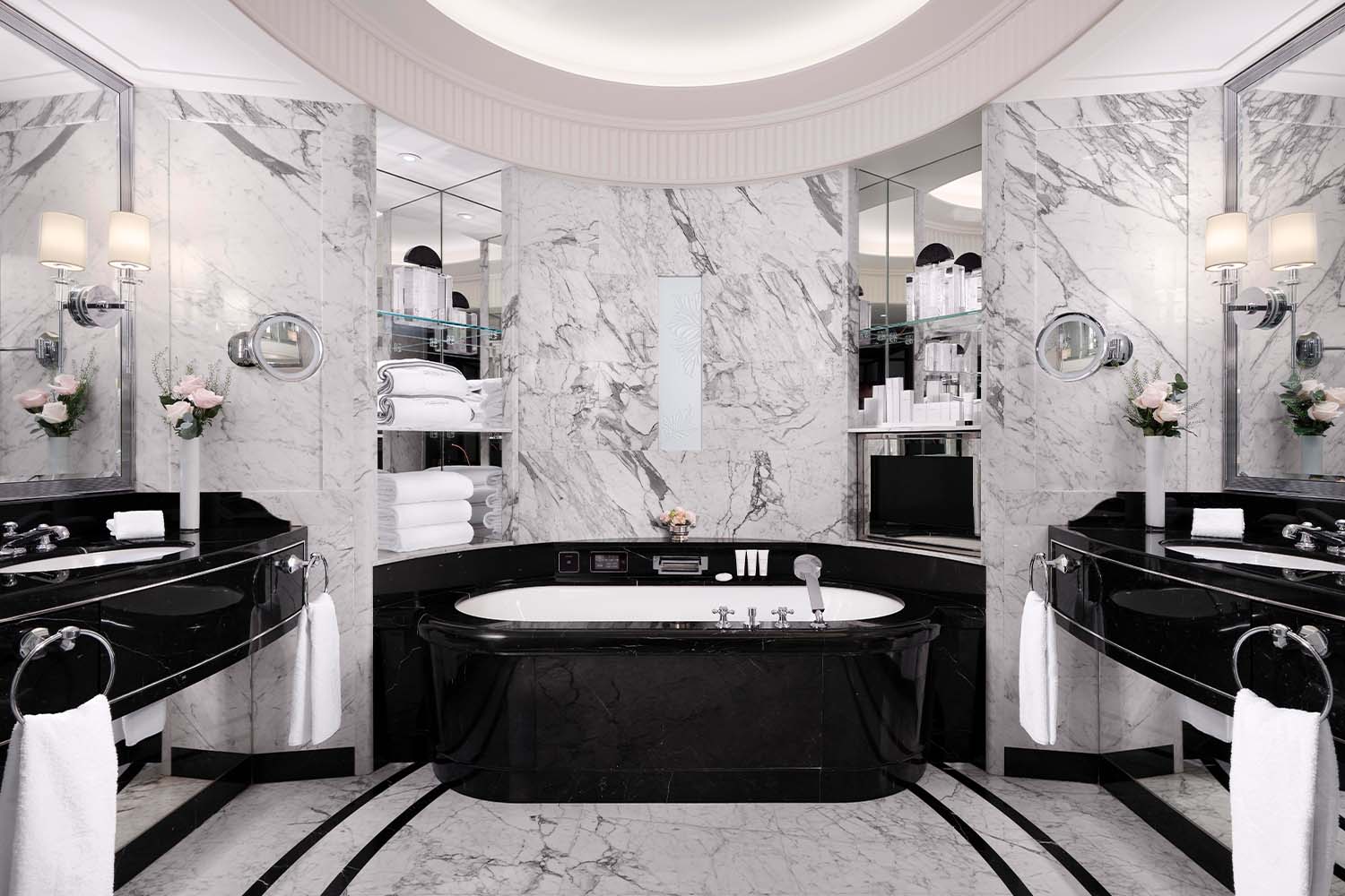 Grand Premier Suite LuxuriaVacations