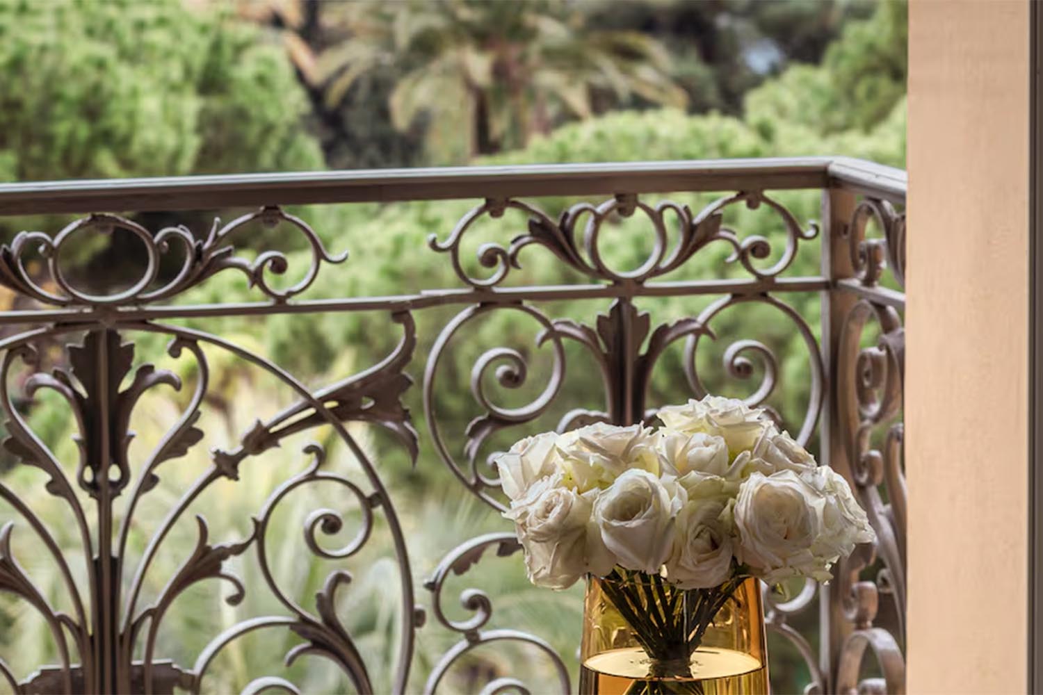 Grand Premium Garden View Room with Balcony LuxuriaVacations