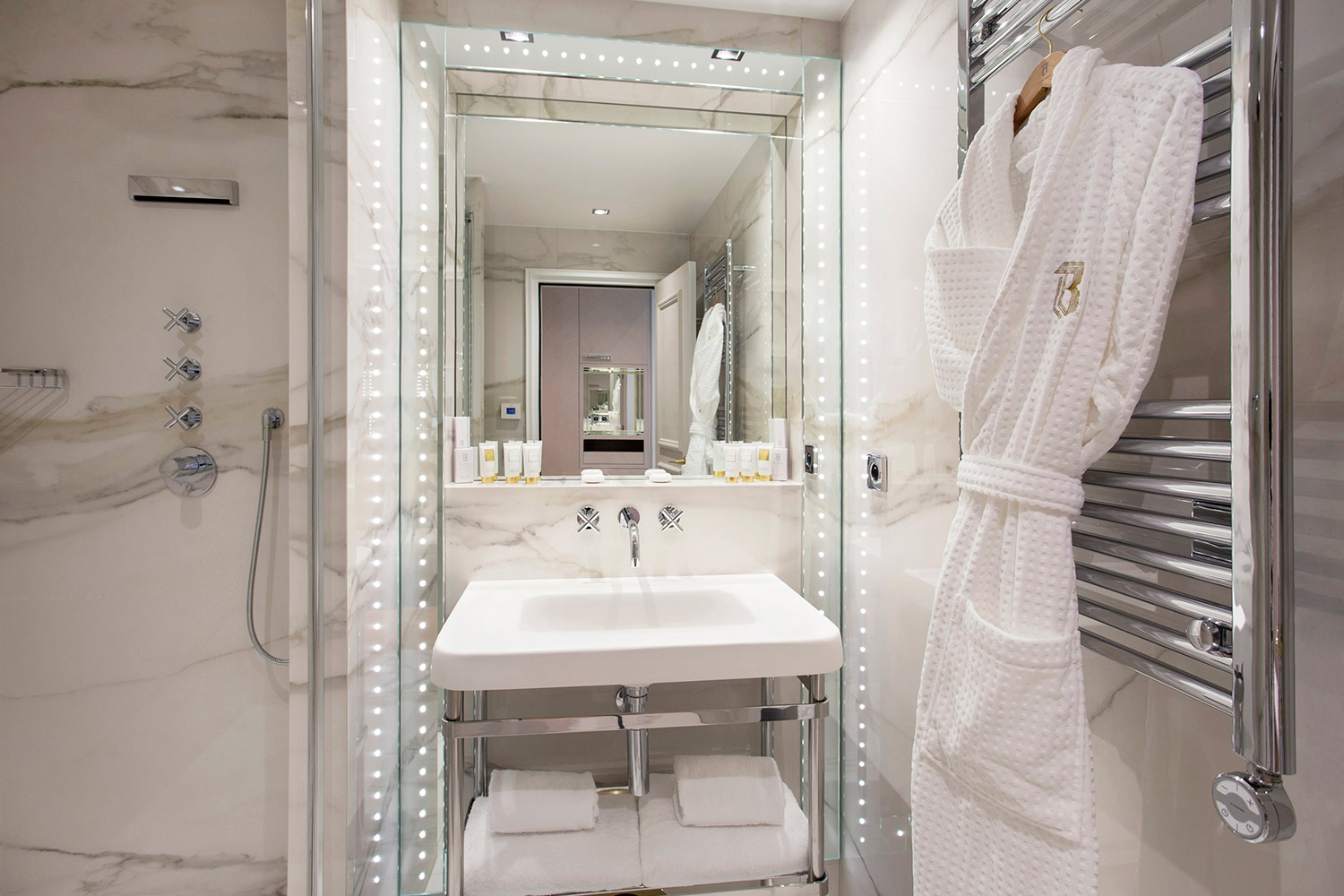 Haussman Executive LuxuriaVacations