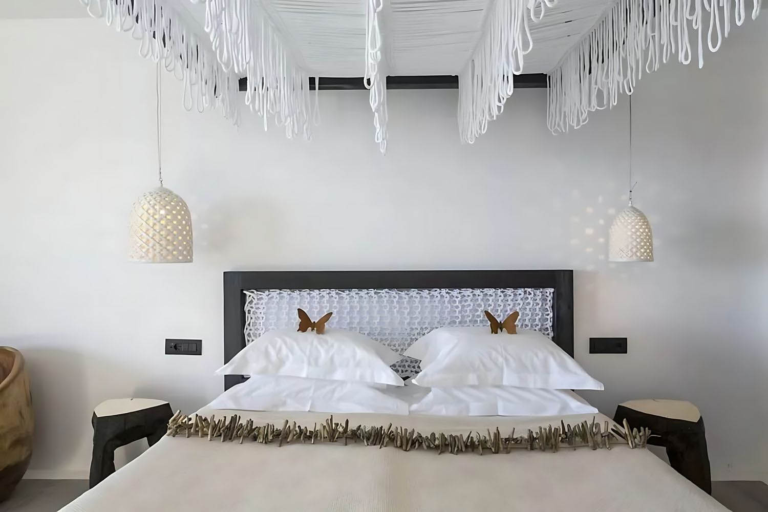 HEAVENLY Retreat Sea View GUESTROOM with Outdoor Jacuzzi LuxuriaVacations