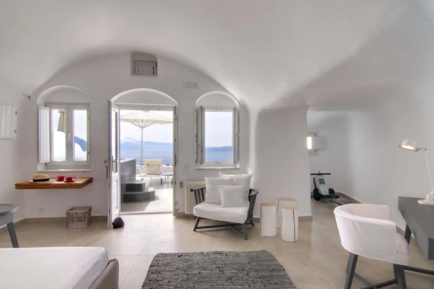 Honeymoon Suite with Private Outdoor Hot Tub LuxuriaVacations