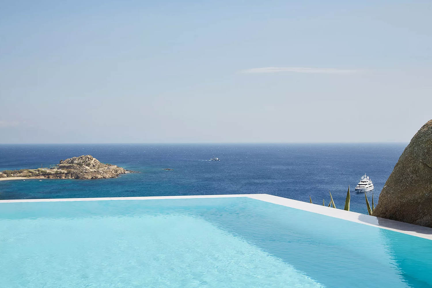 HORIZON Retreat Suite with Private Pool & Sea View LuxuriaVacations