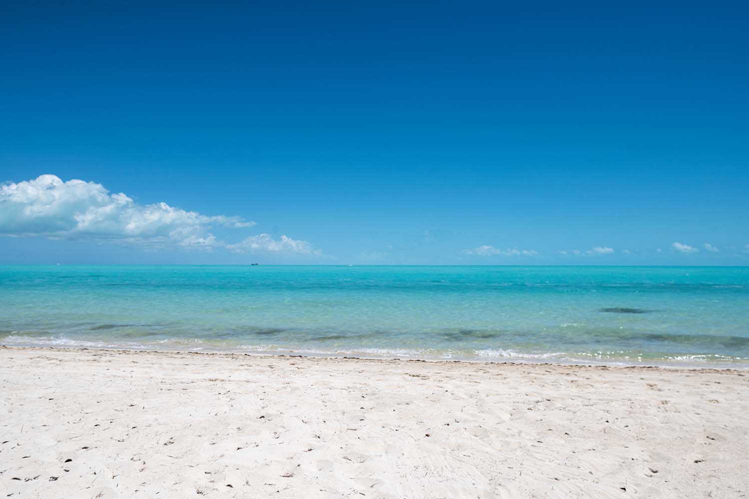 Hura Sea Turquoise Villa LuxuriaVacations