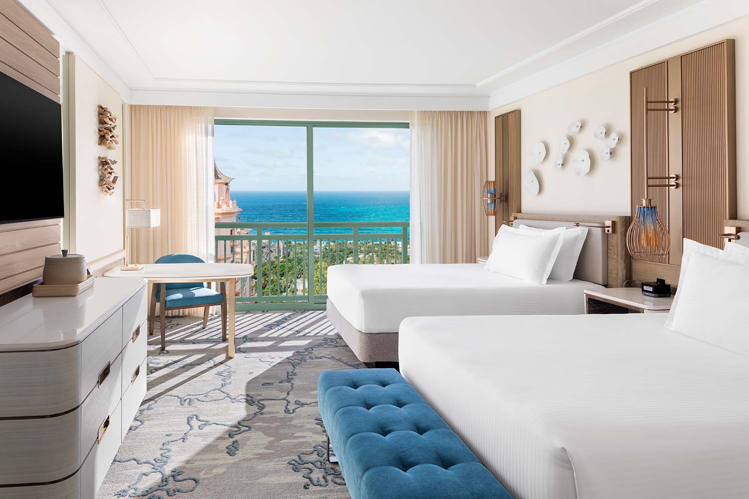 Imperial Club Double Queen Water View LuxuriaVacations