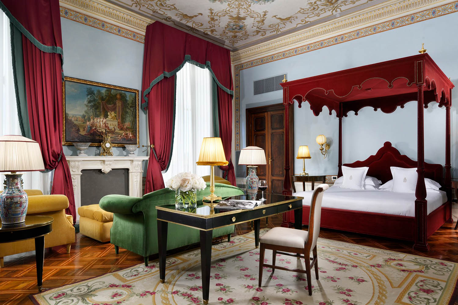 Imperial suite LuxuriaVacations