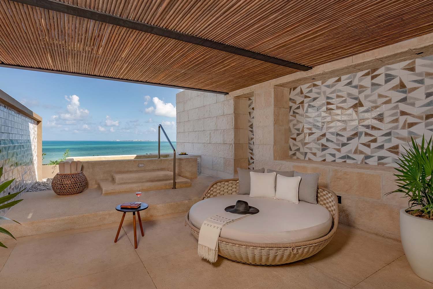 INSPIRA Junior Suite Ocean Front LuxuriaVacations