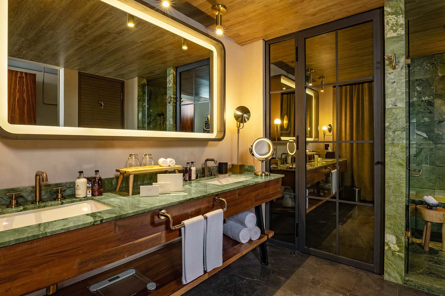 INSPIRA Junior Suite Ocean Front LuxuriaVacations