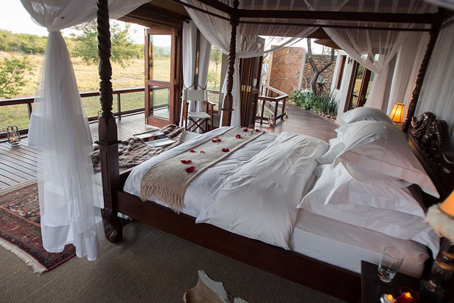 Jamala Madikwe Villa's LuxuriaVacations