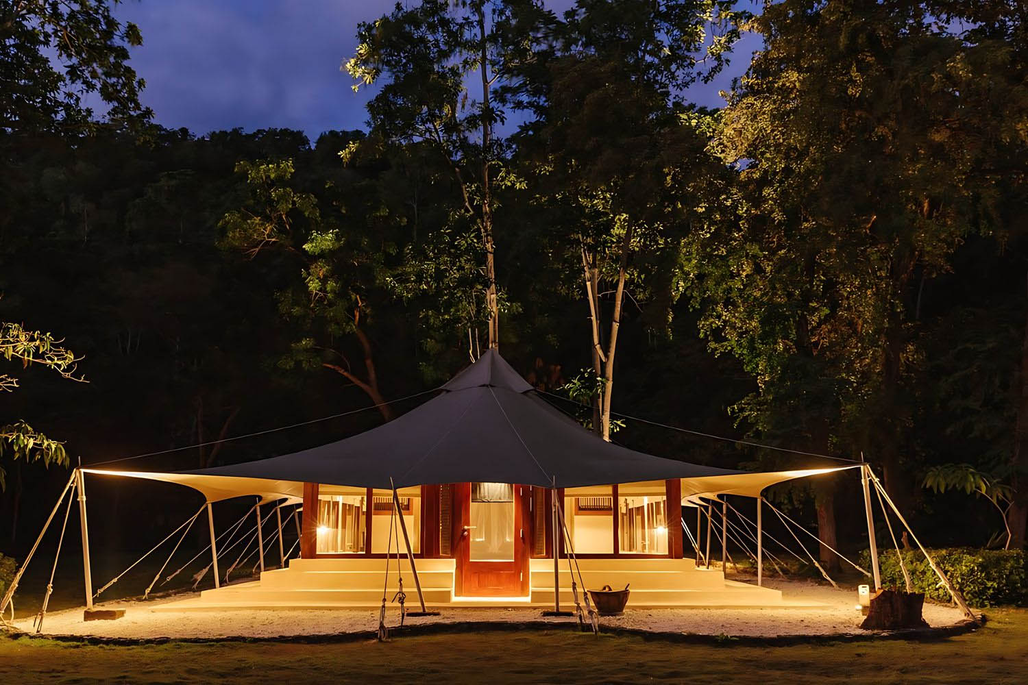 Jungle Tent LuxuriaVacations