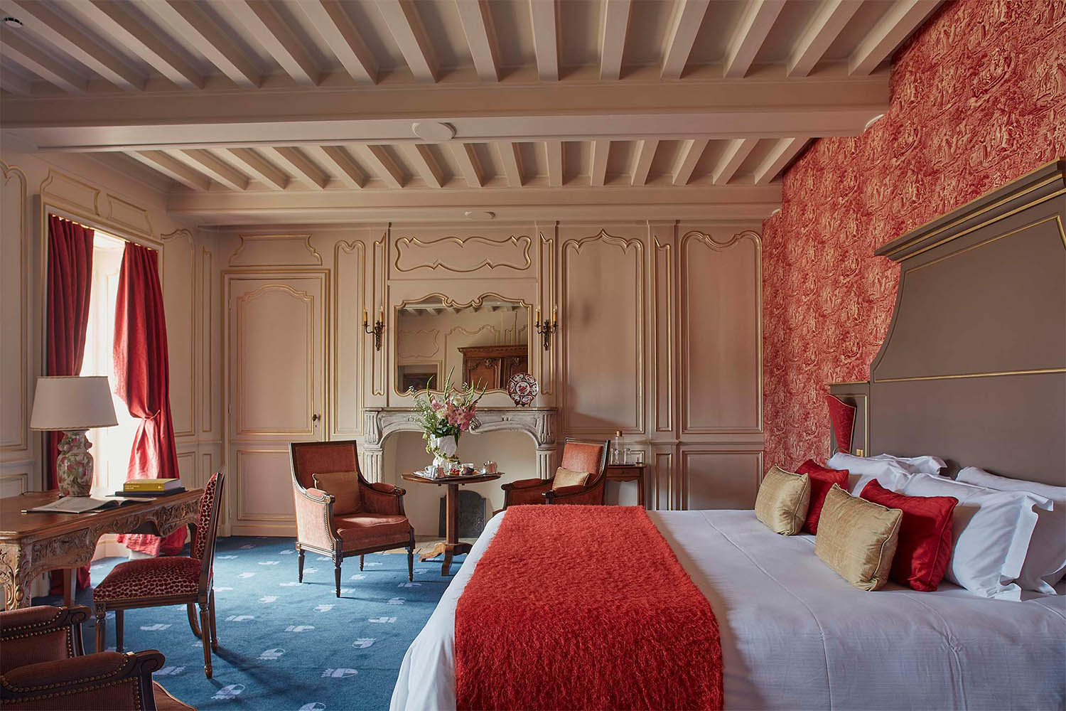 Junior Suite LuxuriaVacations