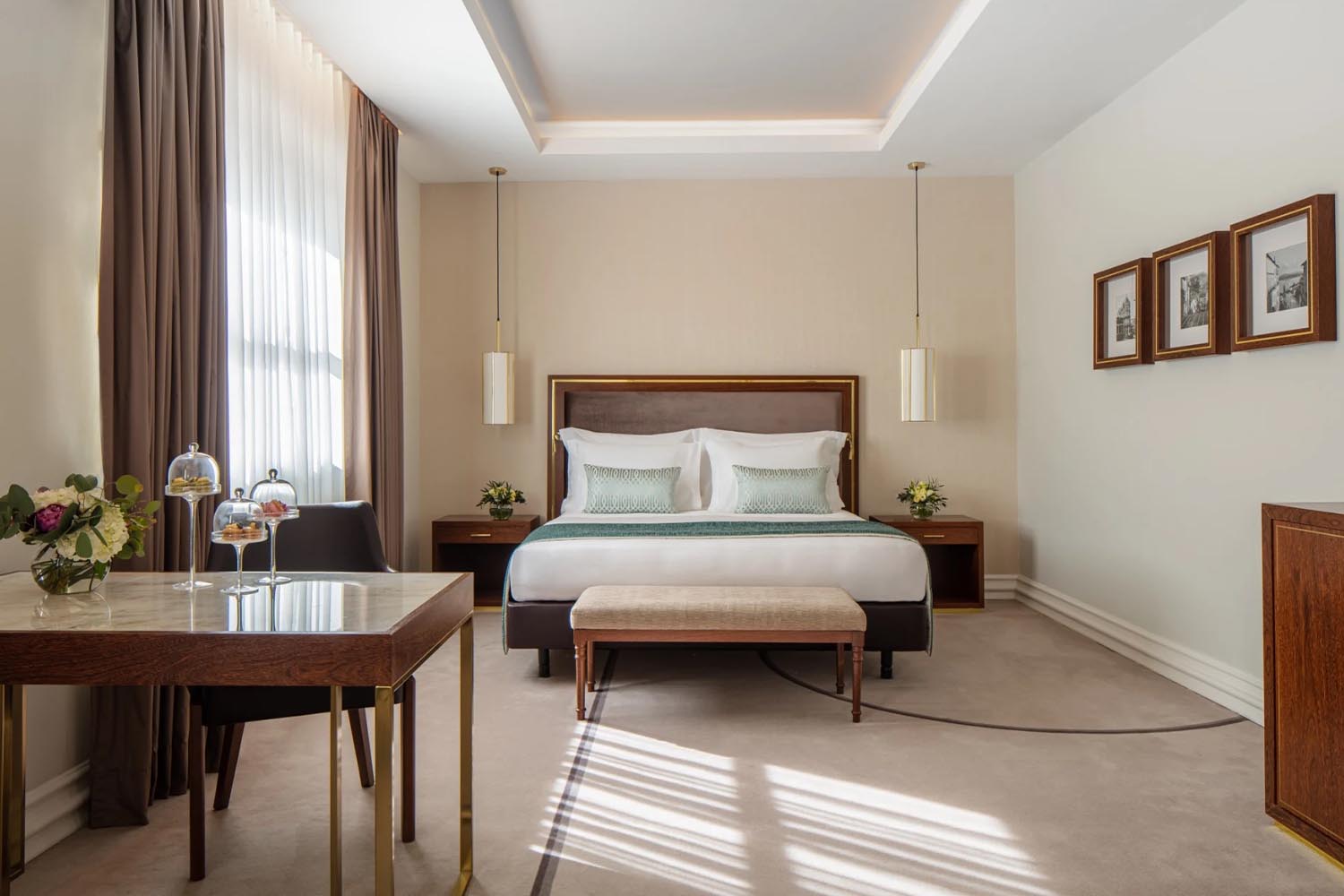 Junior Suite LuxuriaVacations