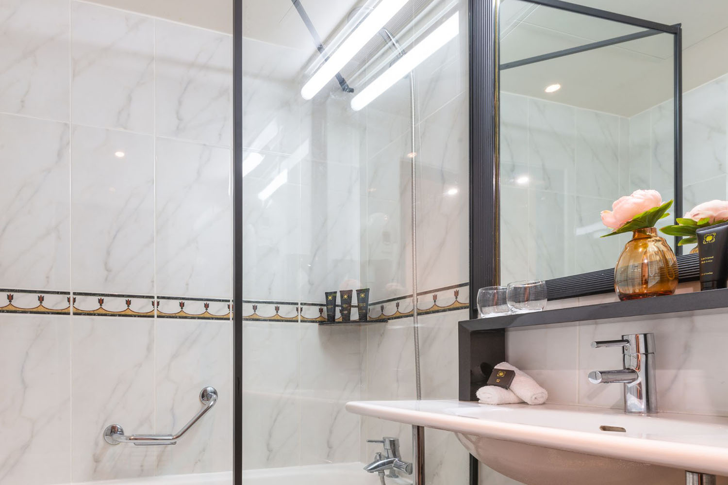 Junior Suite LuxuriaVacations