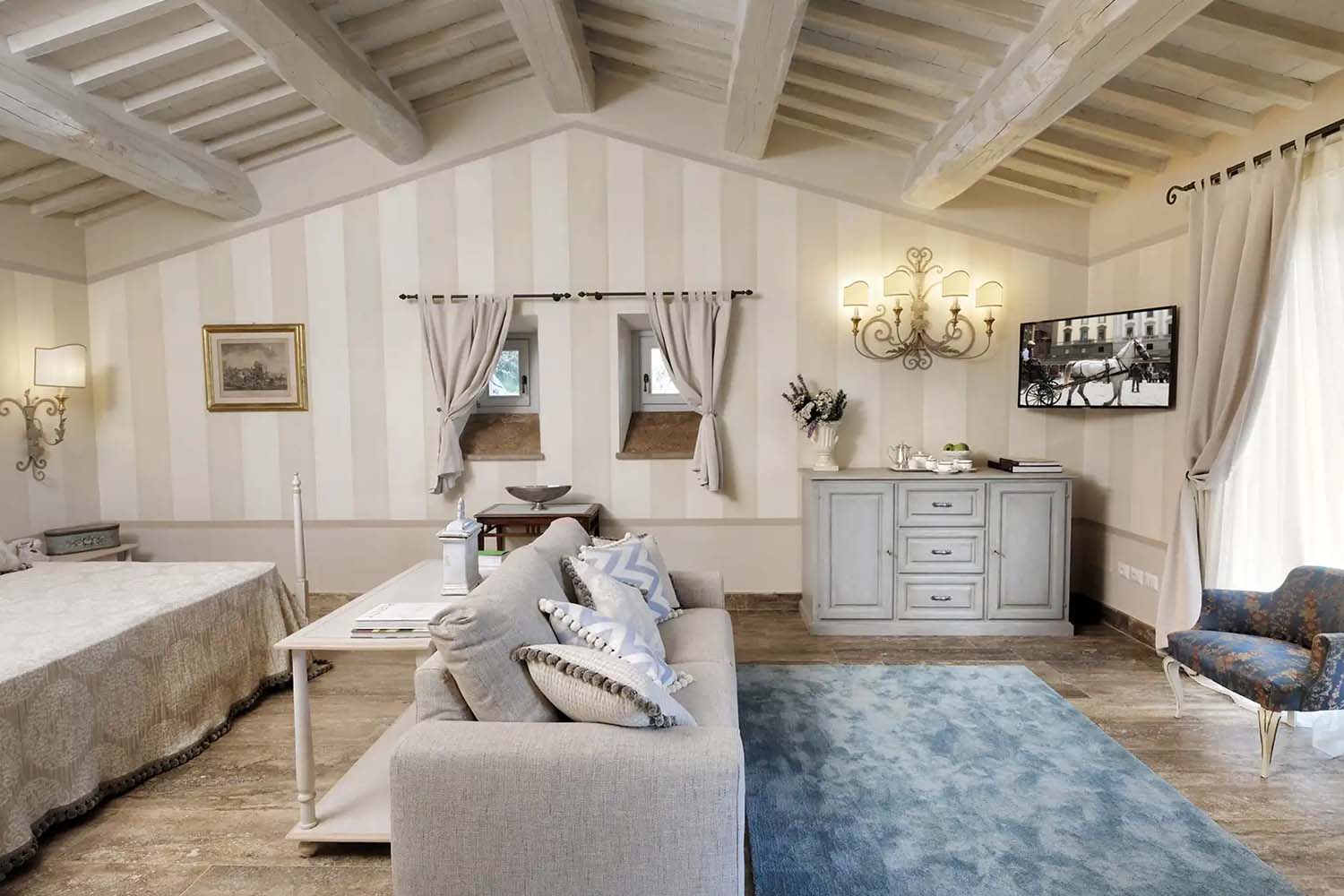 Junior Suite LuxuriaVacations