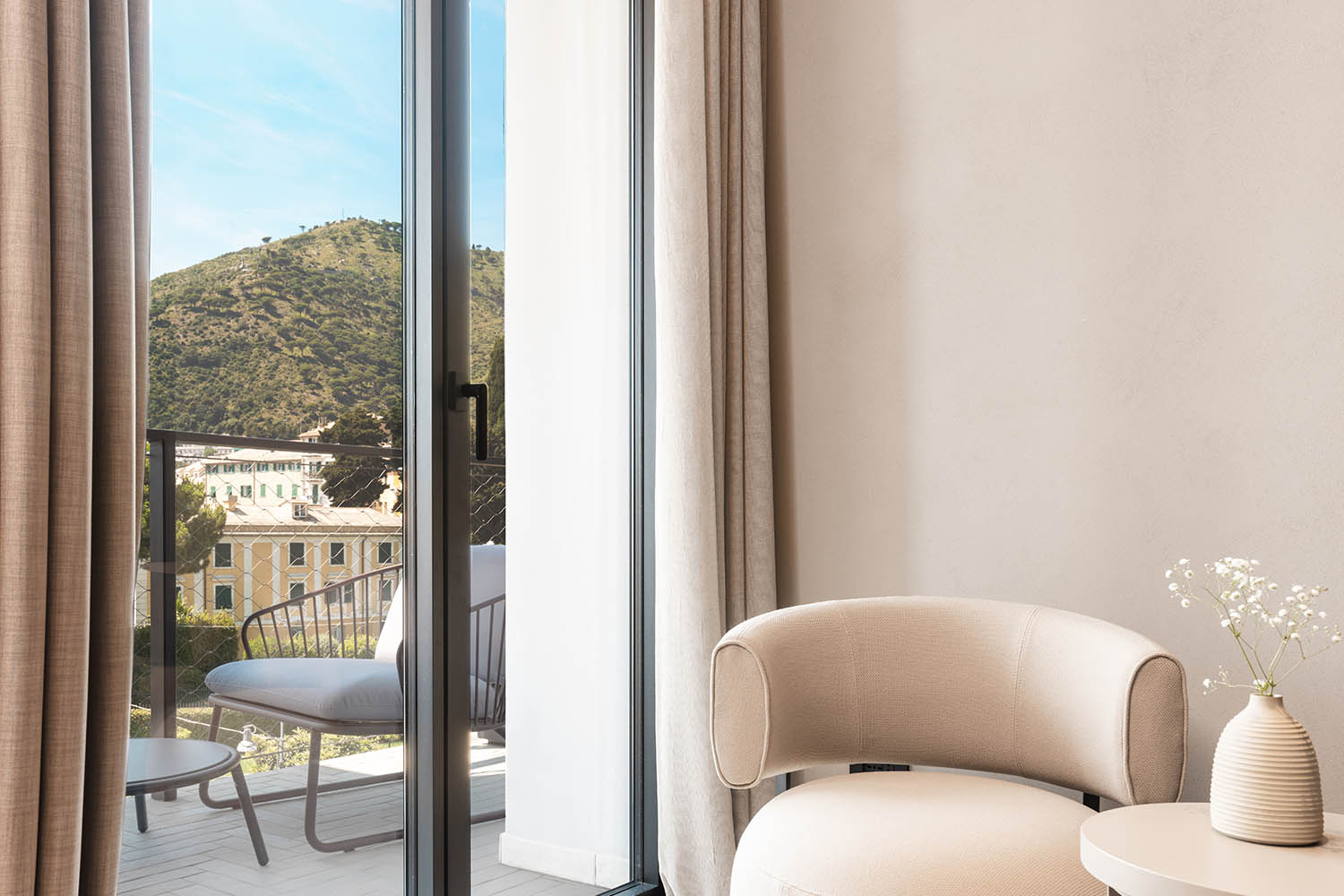 Junior Suite LuxuriaVacations