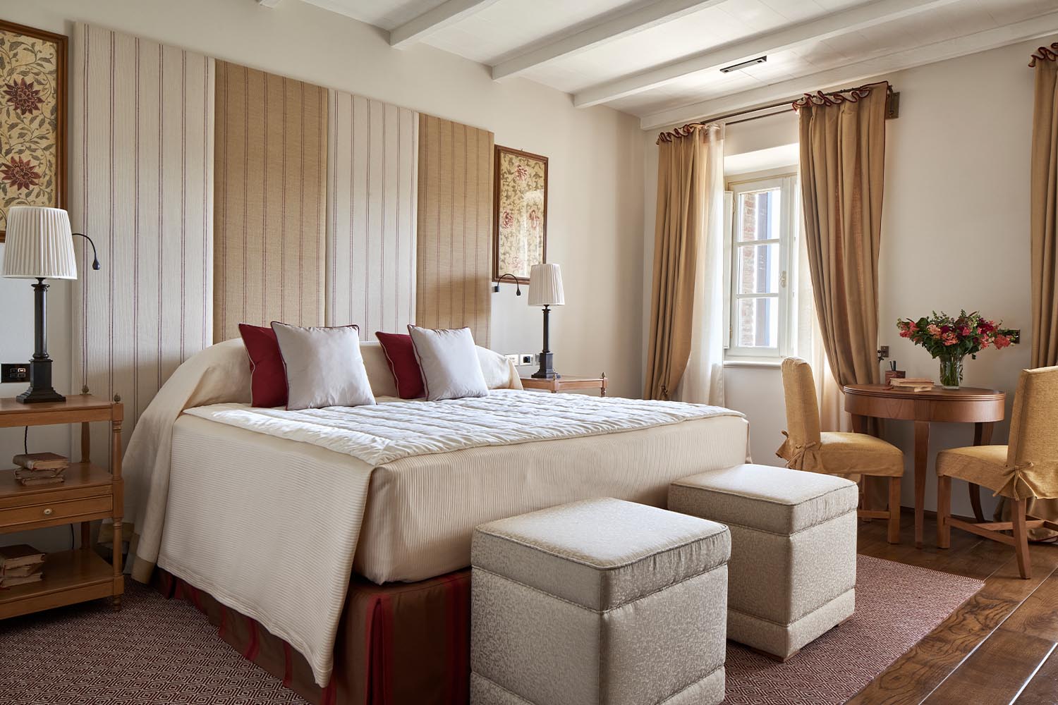 Junior Suite LuxuriaVacations