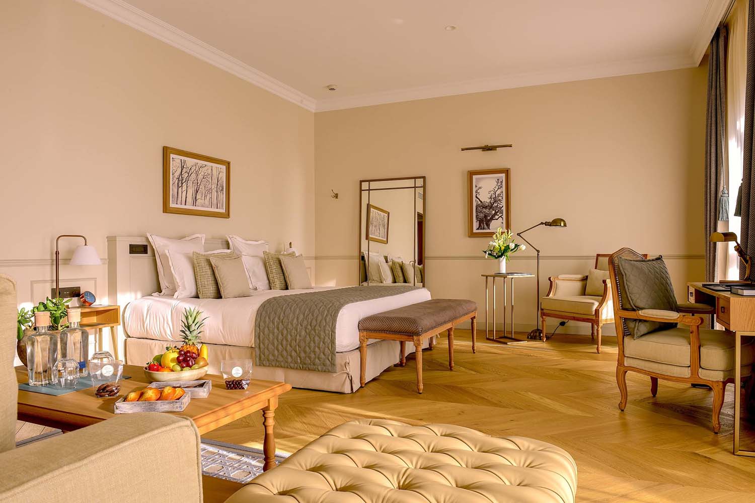 Junior Suite LuxuriaVacations