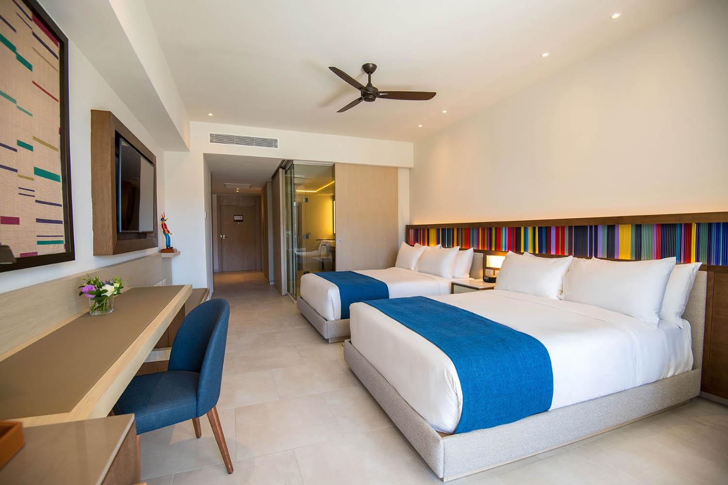 Junior Suite Double LuxuriaVacations