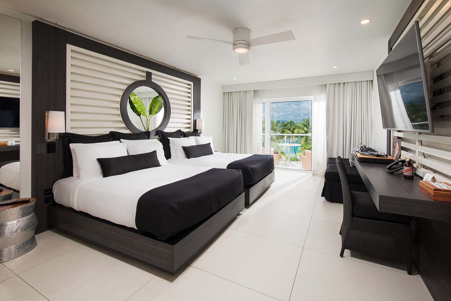 Junior Suite Double Ocean View LuxuriaVacations