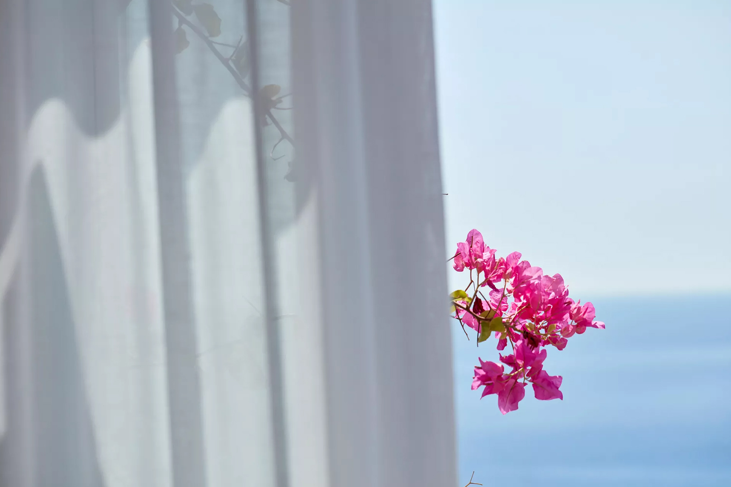JUNIOR Suite Sea View LuxuriaVacations