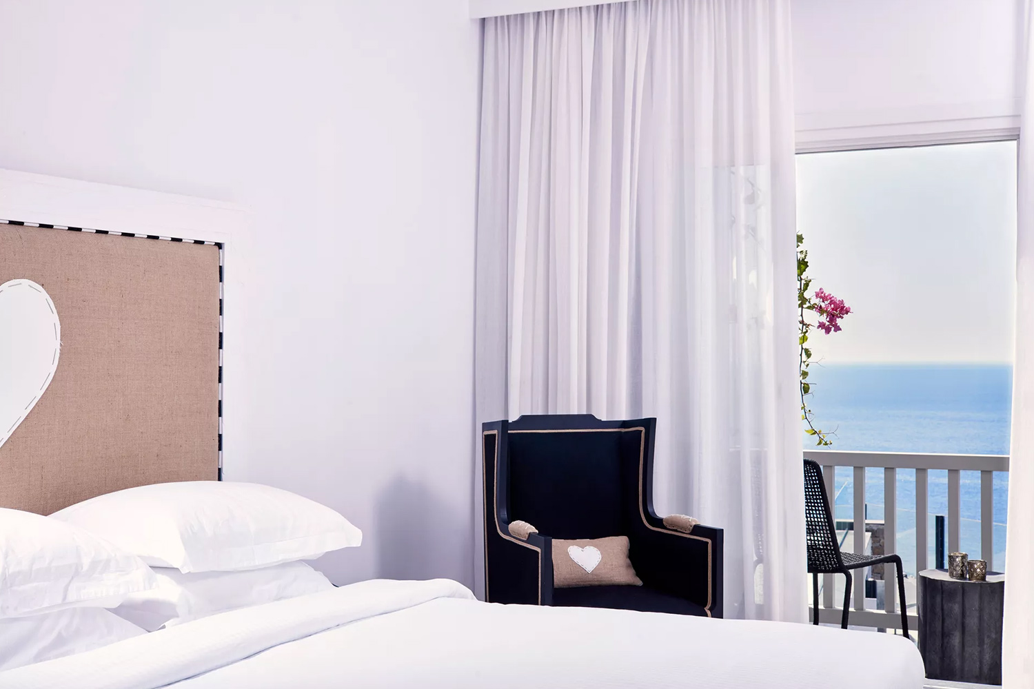 JUNIOR Suite Sea View LuxuriaVacations
