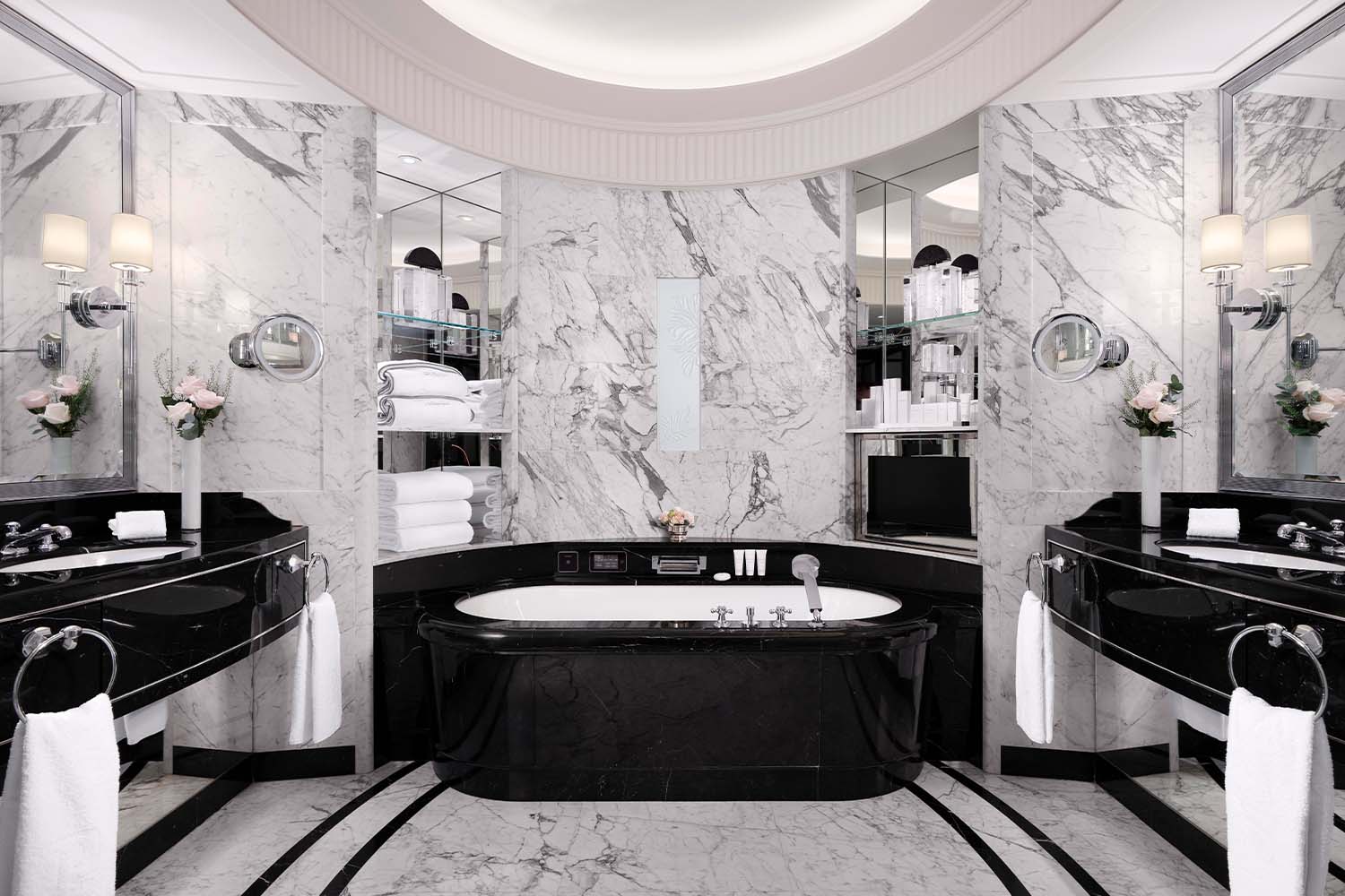 Junior Suite Twin LuxuriaVacations