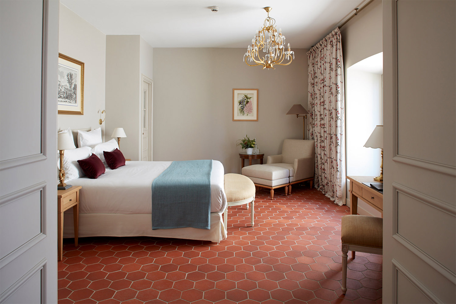 Junior Suites LuxuriaVacations