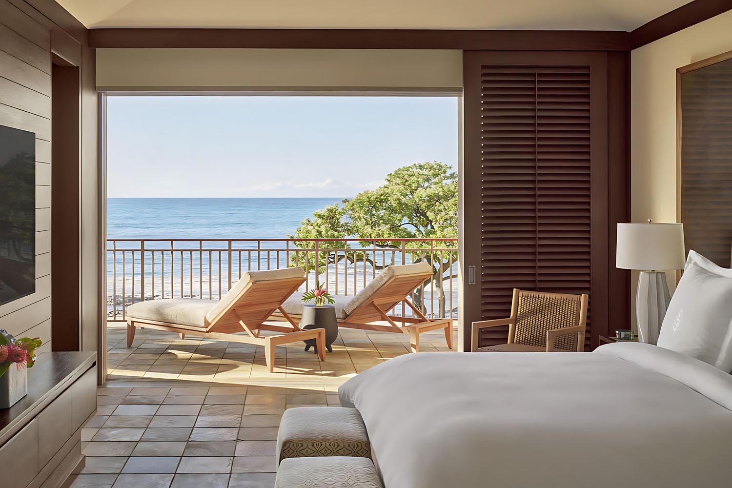 Kekaha Suite LuxuriaVacations