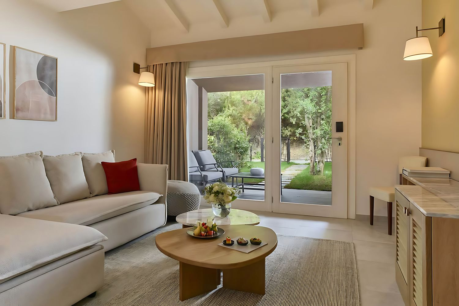 King Oasi Suite with Private Garden LuxuriaVacations