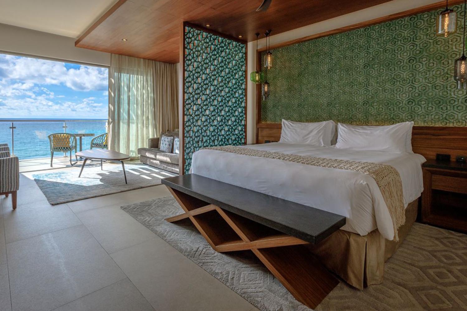 King Suite Ocean View LuxuriaVacations