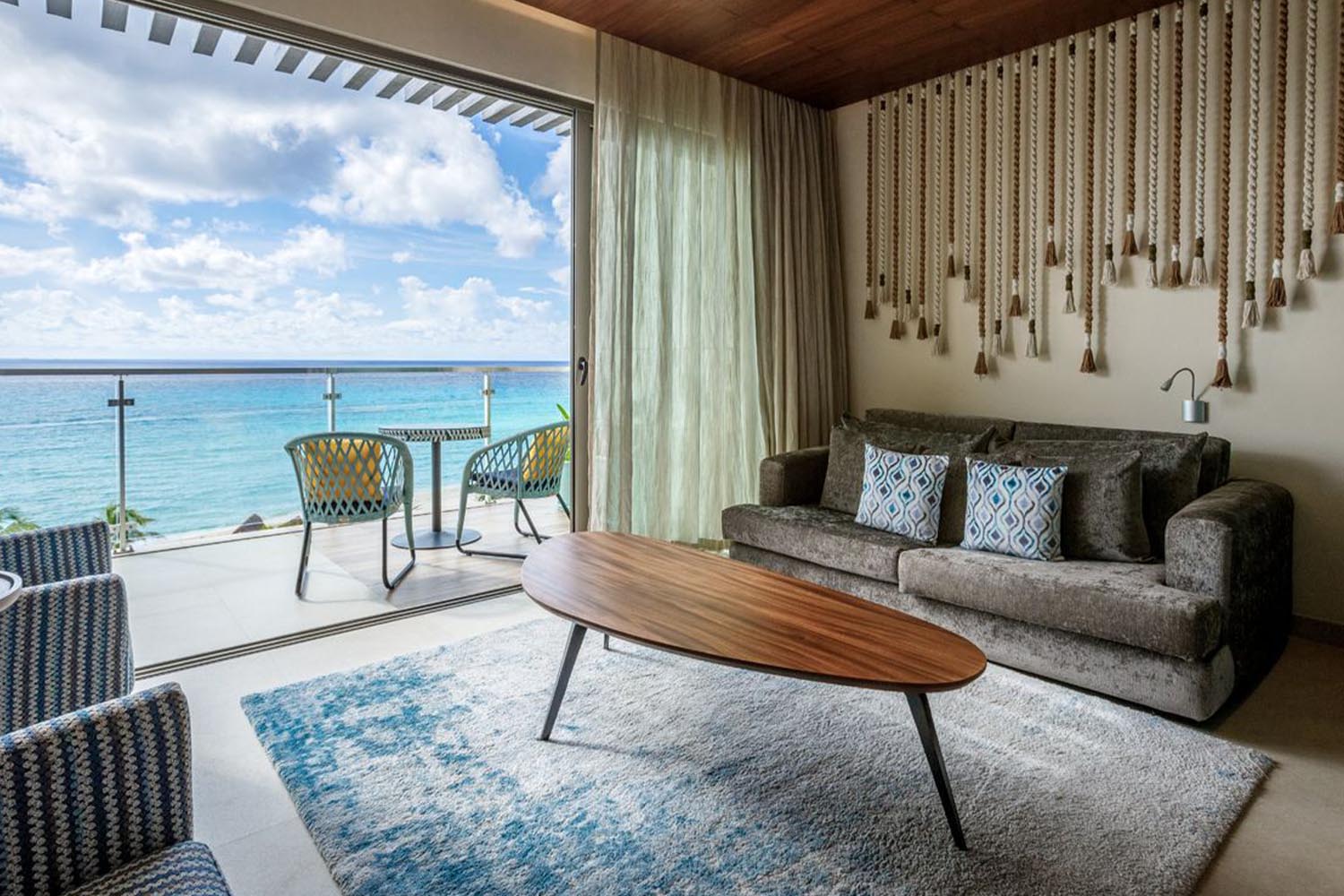 King Suite Ocean View LuxuriaVacations