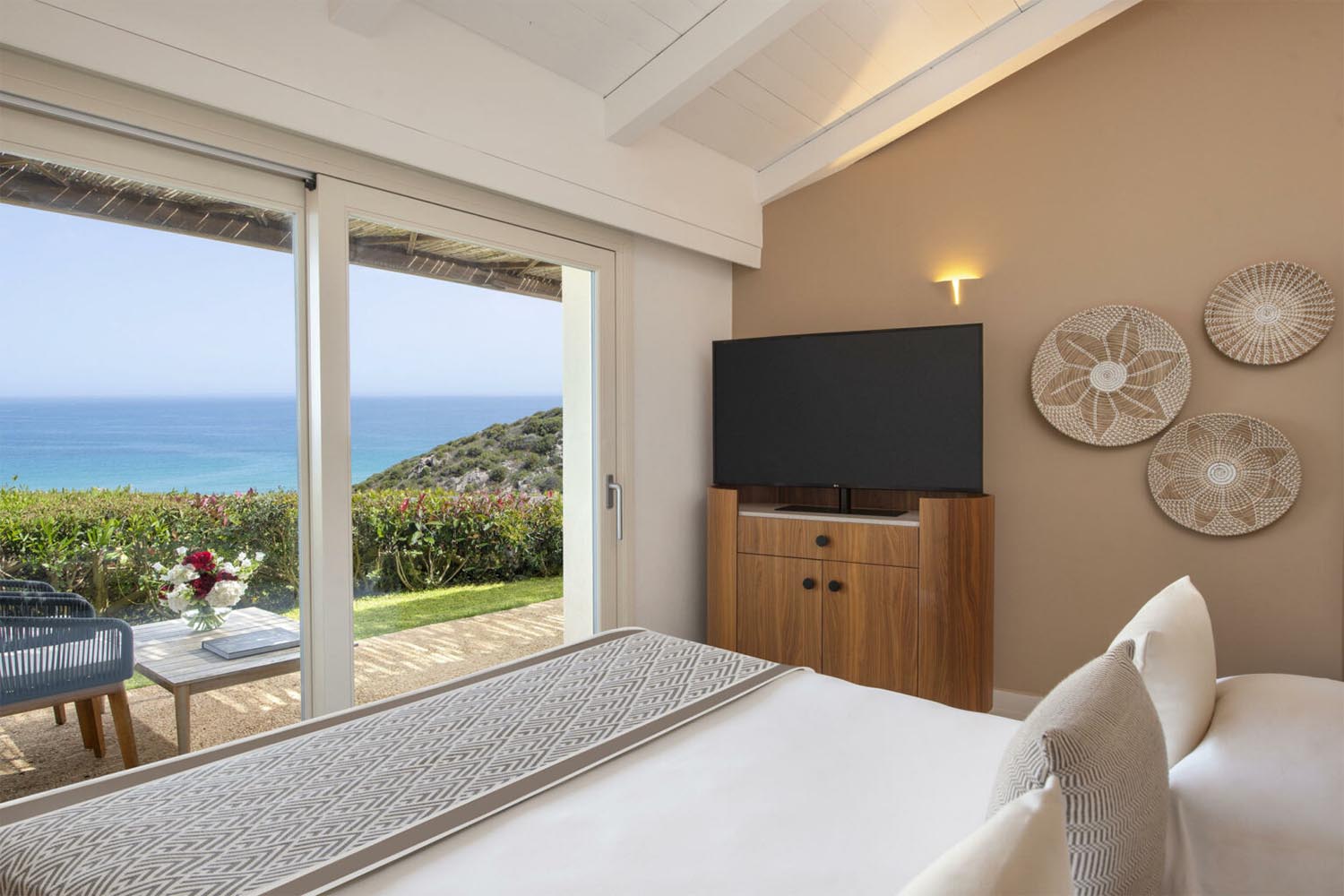 King Suite with Sea View LuxuriaVacations