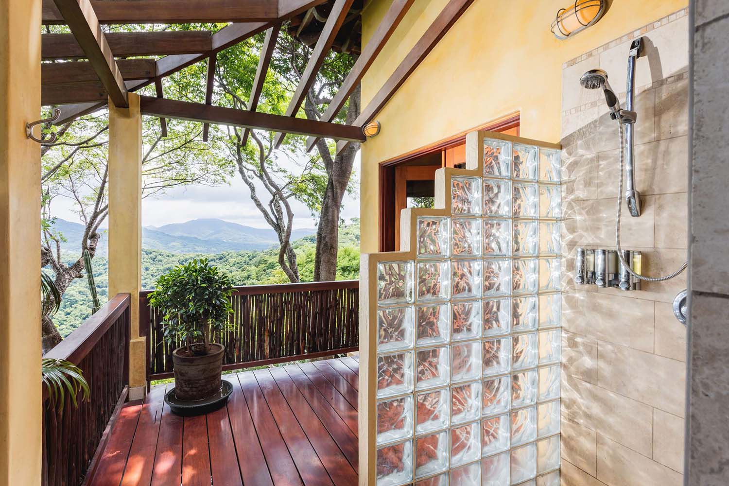 La Casa Más Alta LuxuriaVacations
