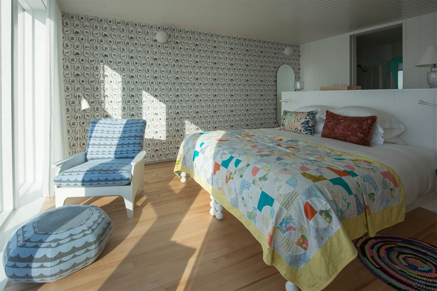 Labrador Room - 1st Floor LuxuriaVacations