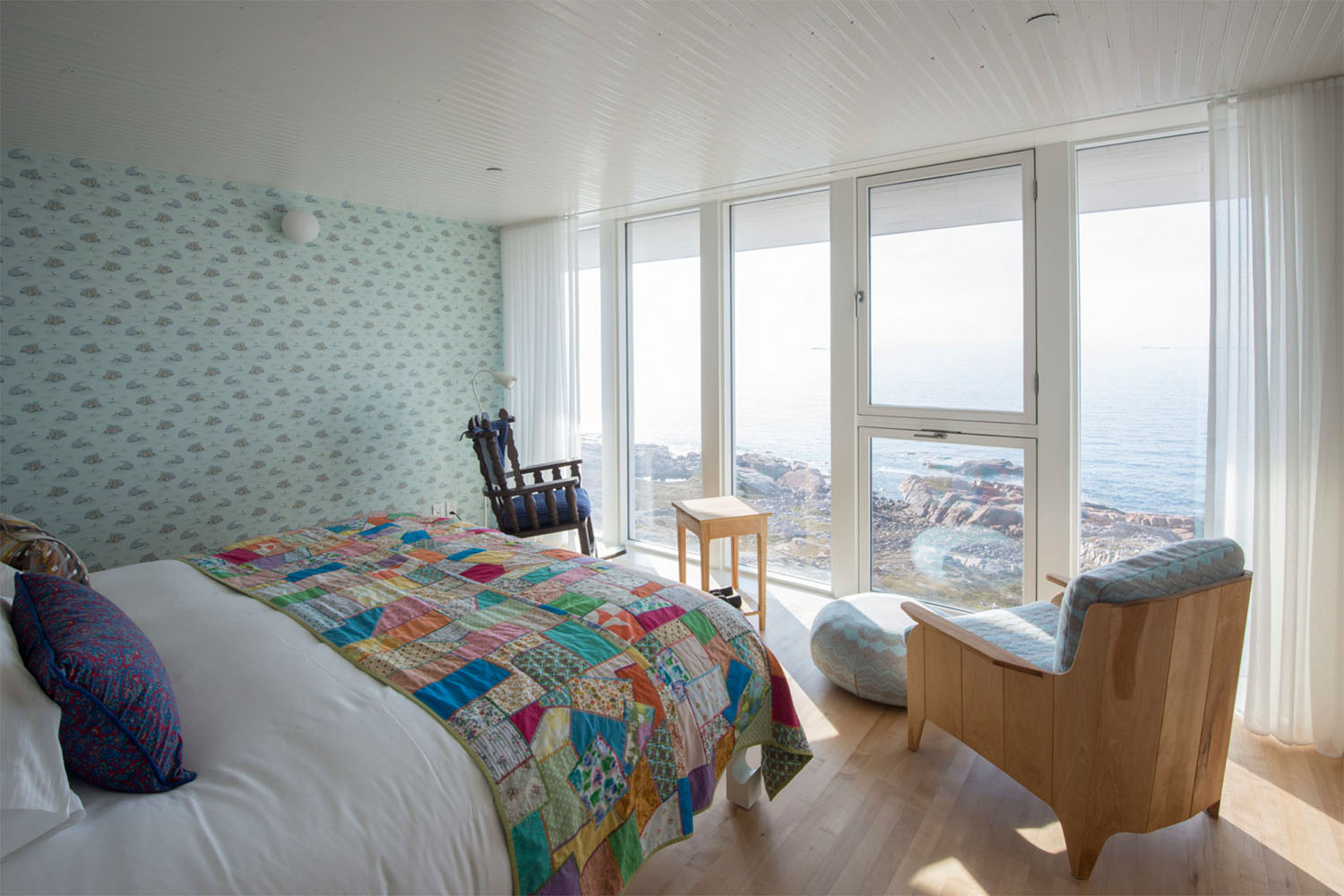 Labrador Room - 2nd Floor LuxuriaVacations