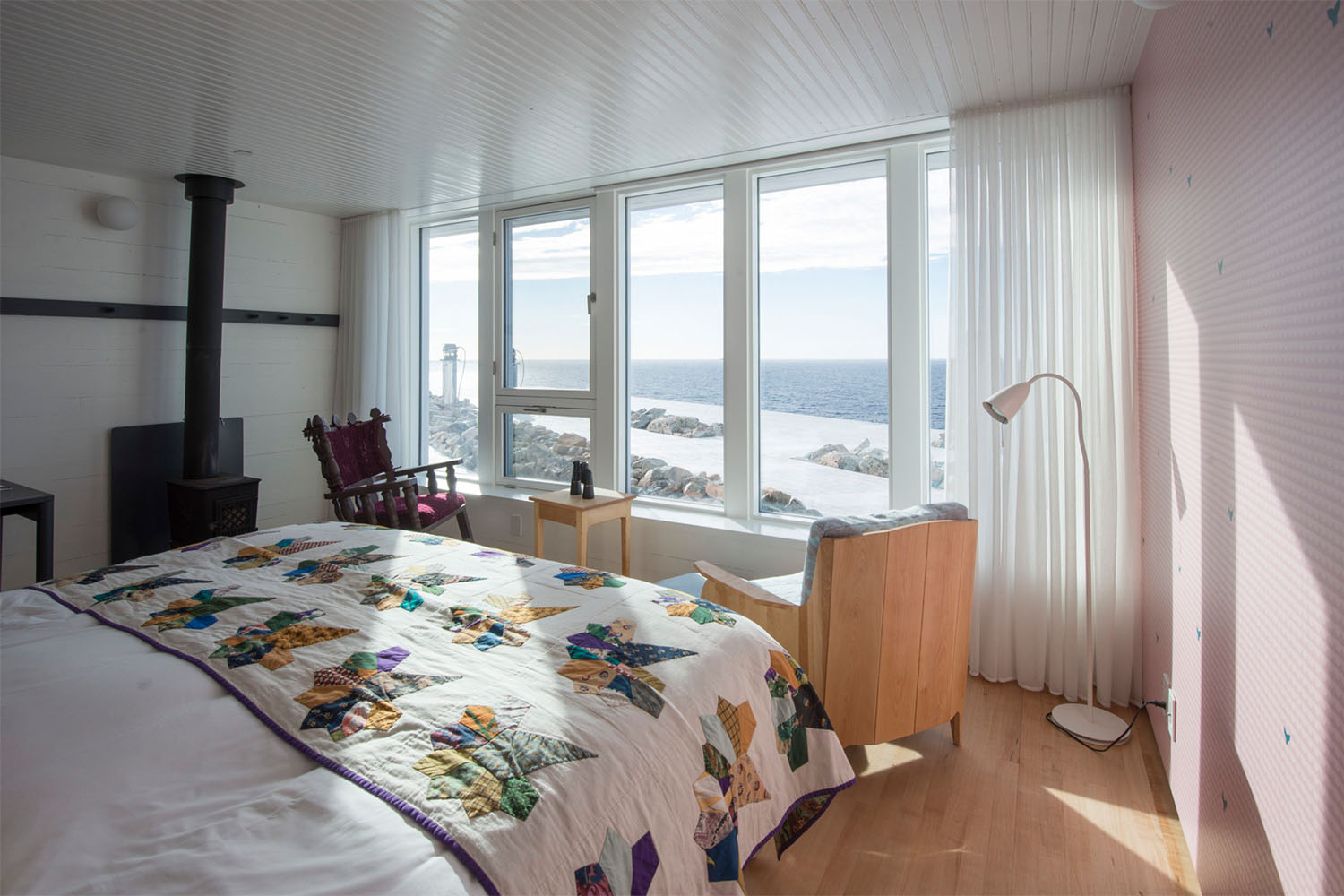 Labrador Room - 3rd Floor LuxuriaVacations