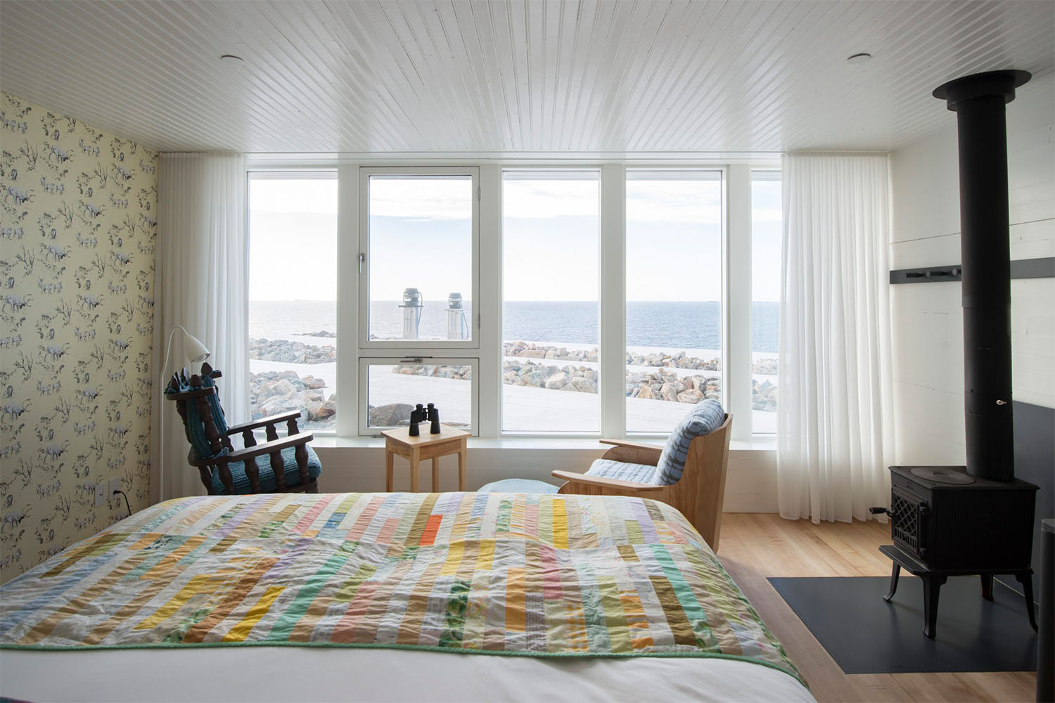 Labrador Room - 3rd Floor LuxuriaVacations