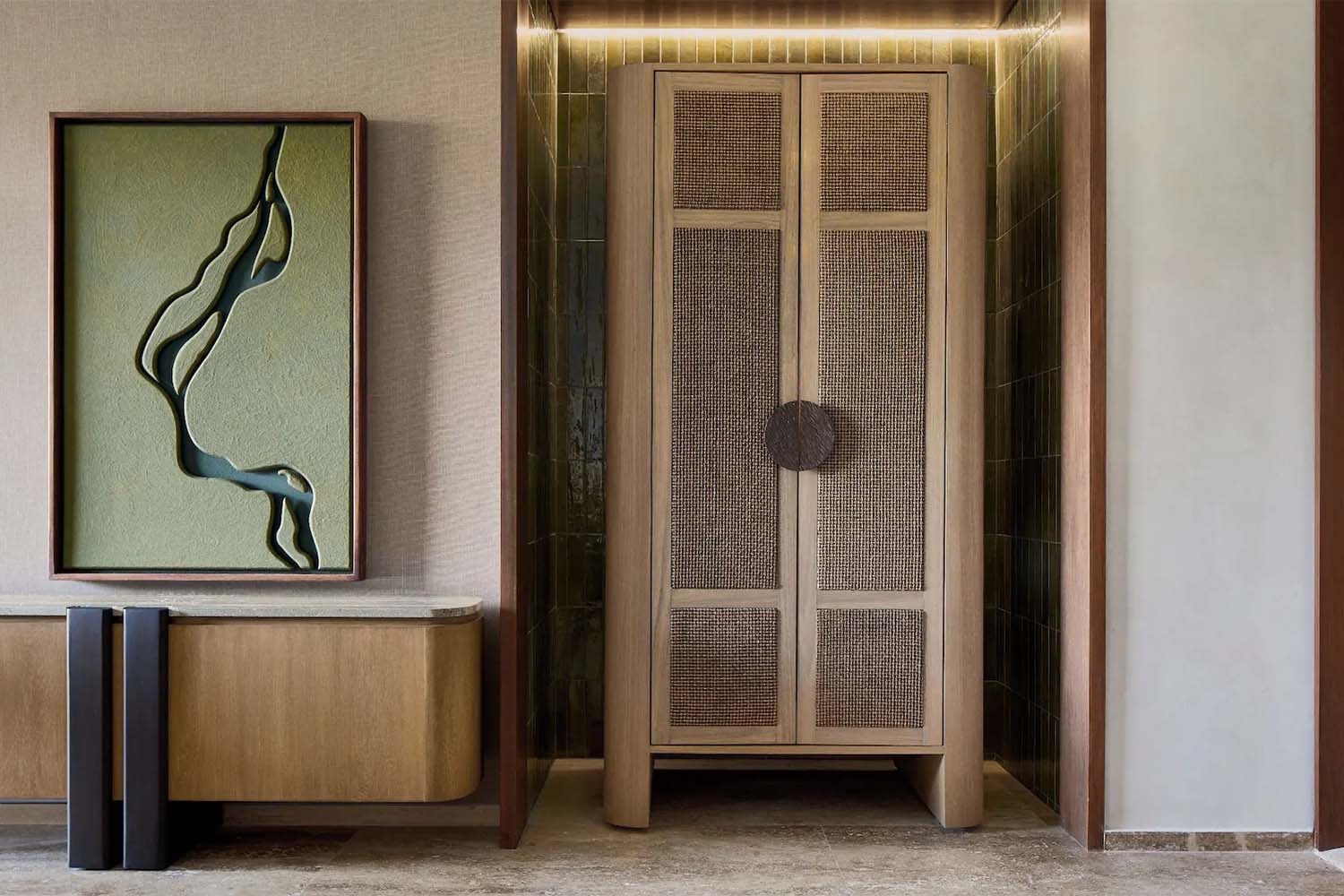Lagoon Area Suite ( with Plunge Pool) LuxuriaVacations