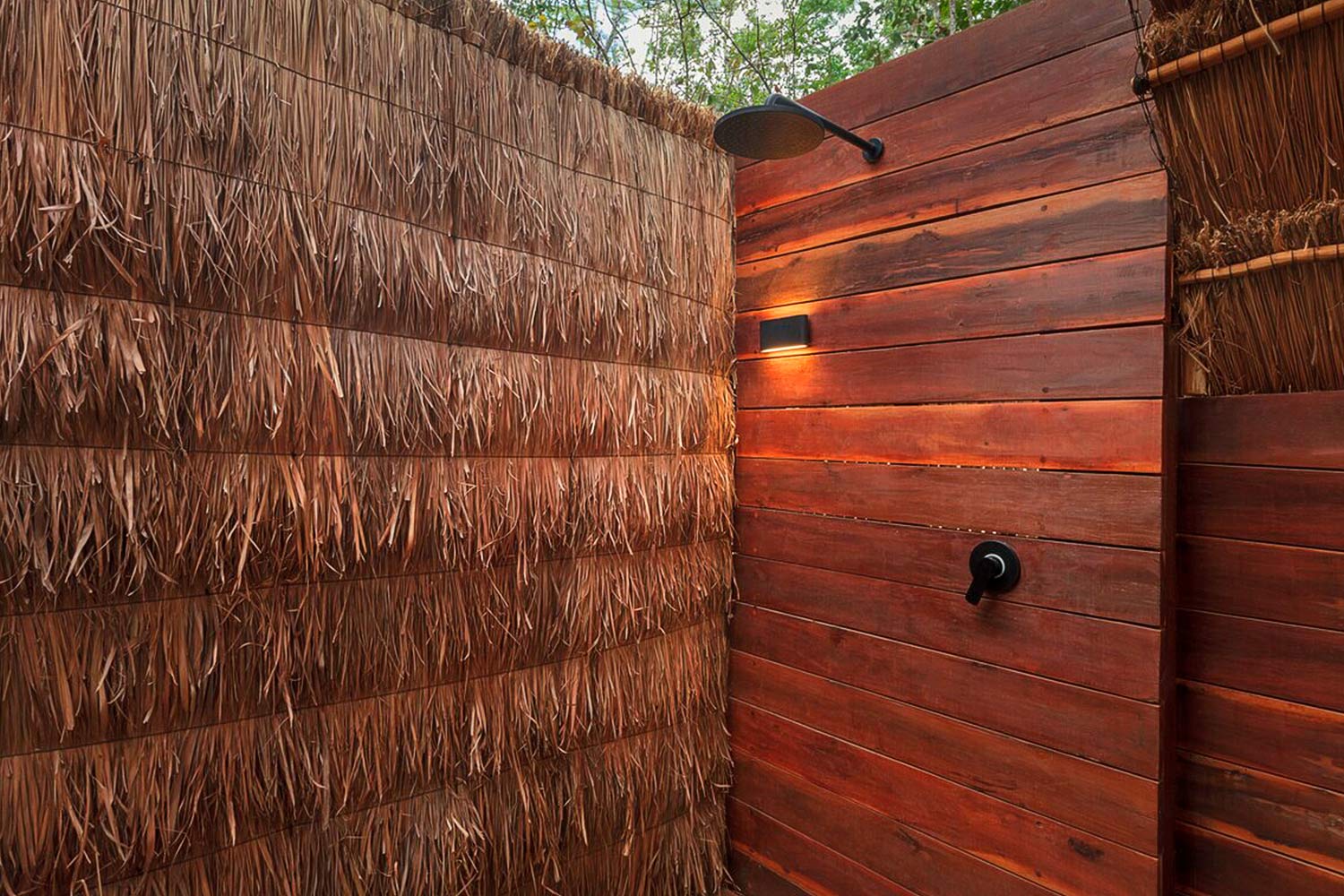 Lagoon Breeze Room LuxuriaVacations