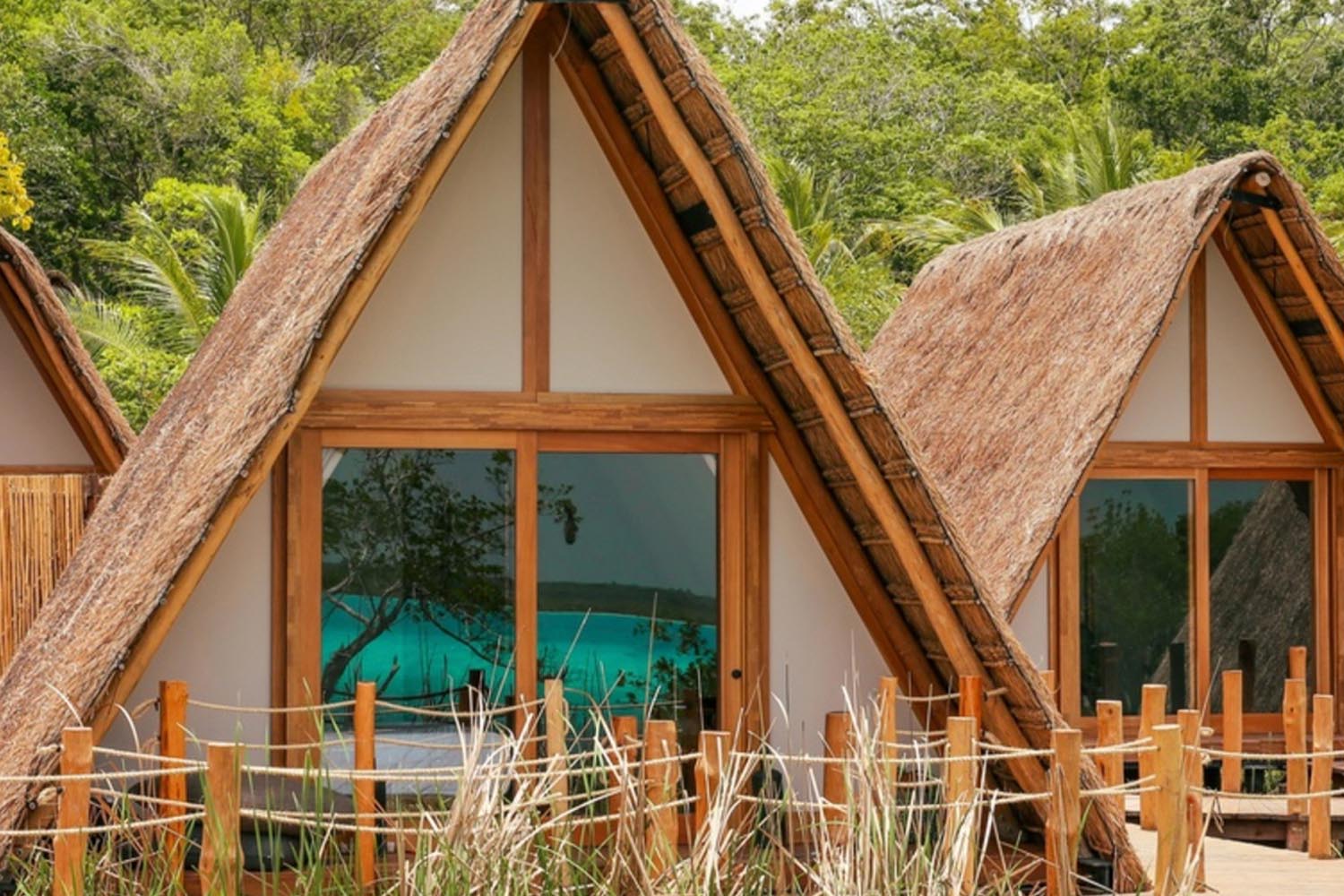 Lagoon Room LuxuriaVacations