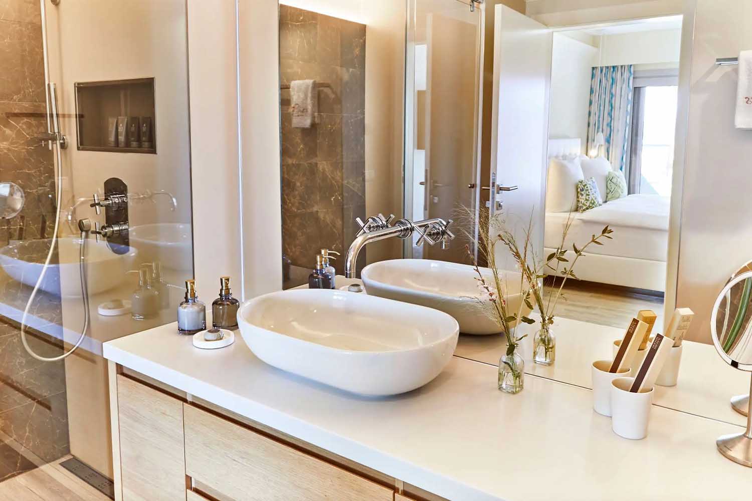Laguna Infinity 2-Bedroom LuxuriaVacations