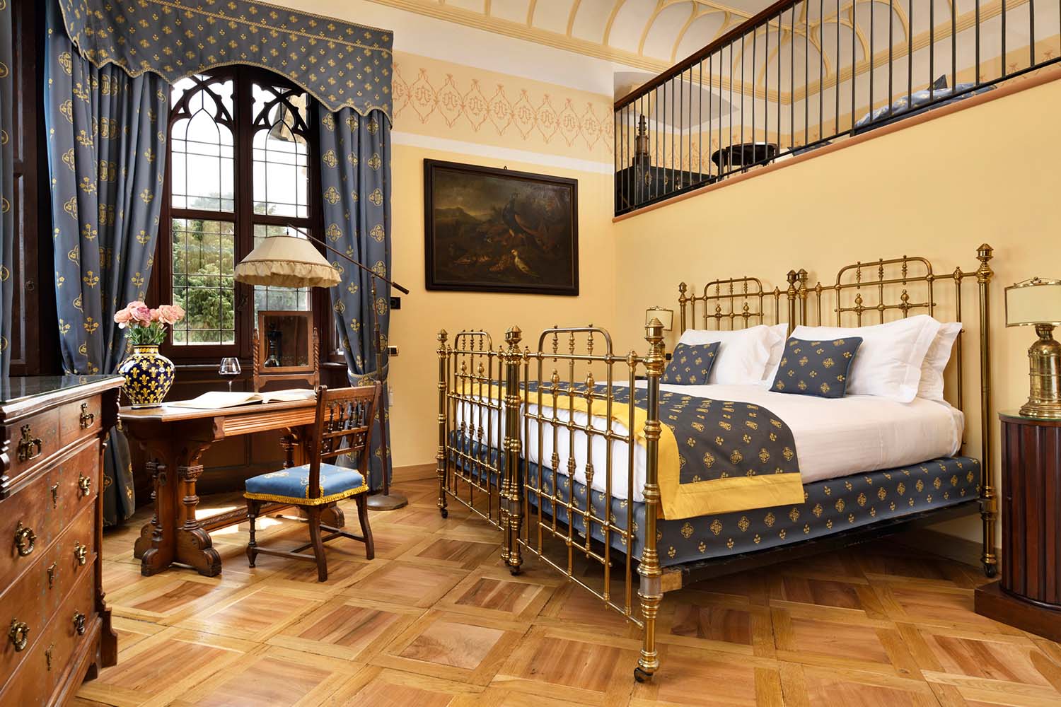 Lake View Suite – Castle LuxuriaVacations