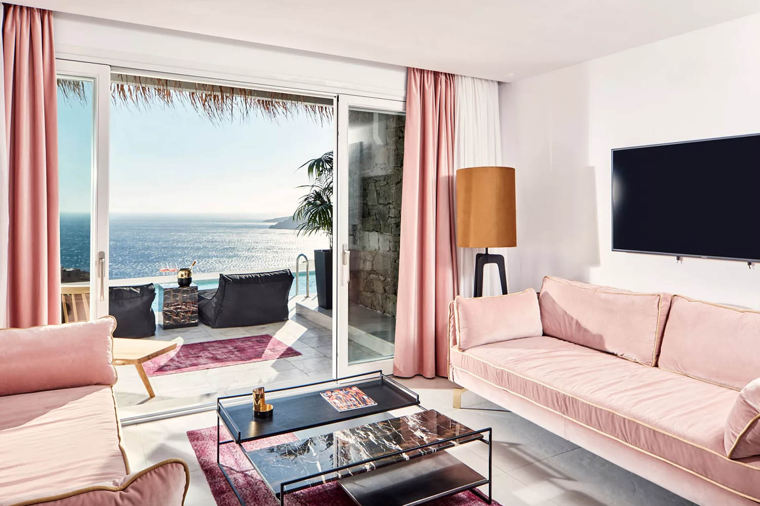 LOVER'S SUITE Open Plan Private Pool LuxuriaVacations