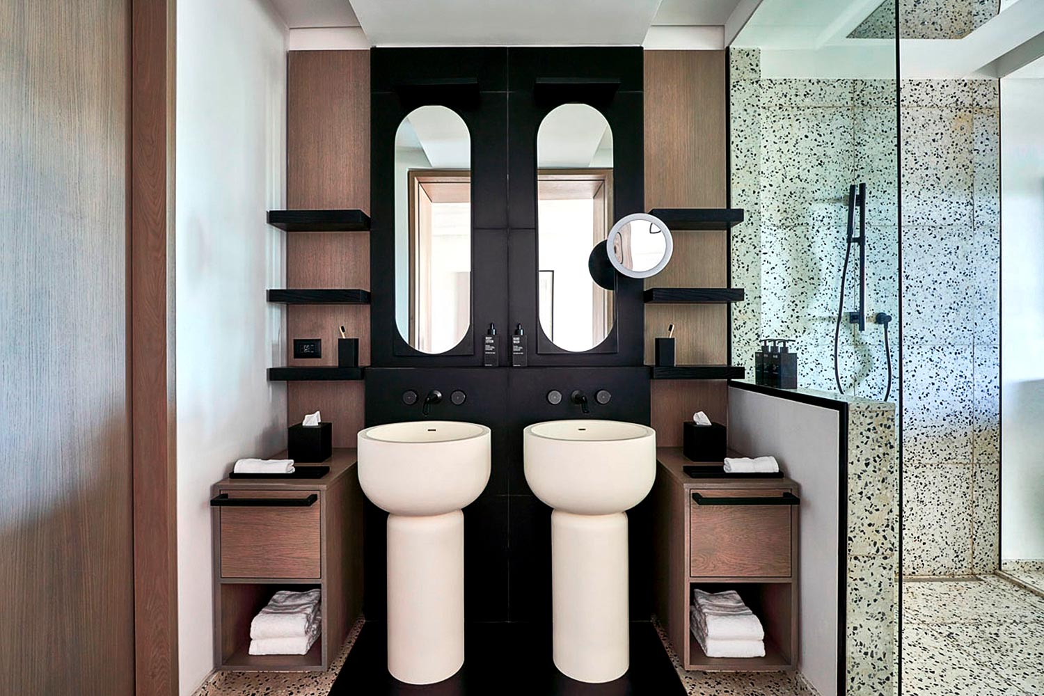 LUX* JUNIOR SUITES ONE BEDROOM LuxuriaVacations