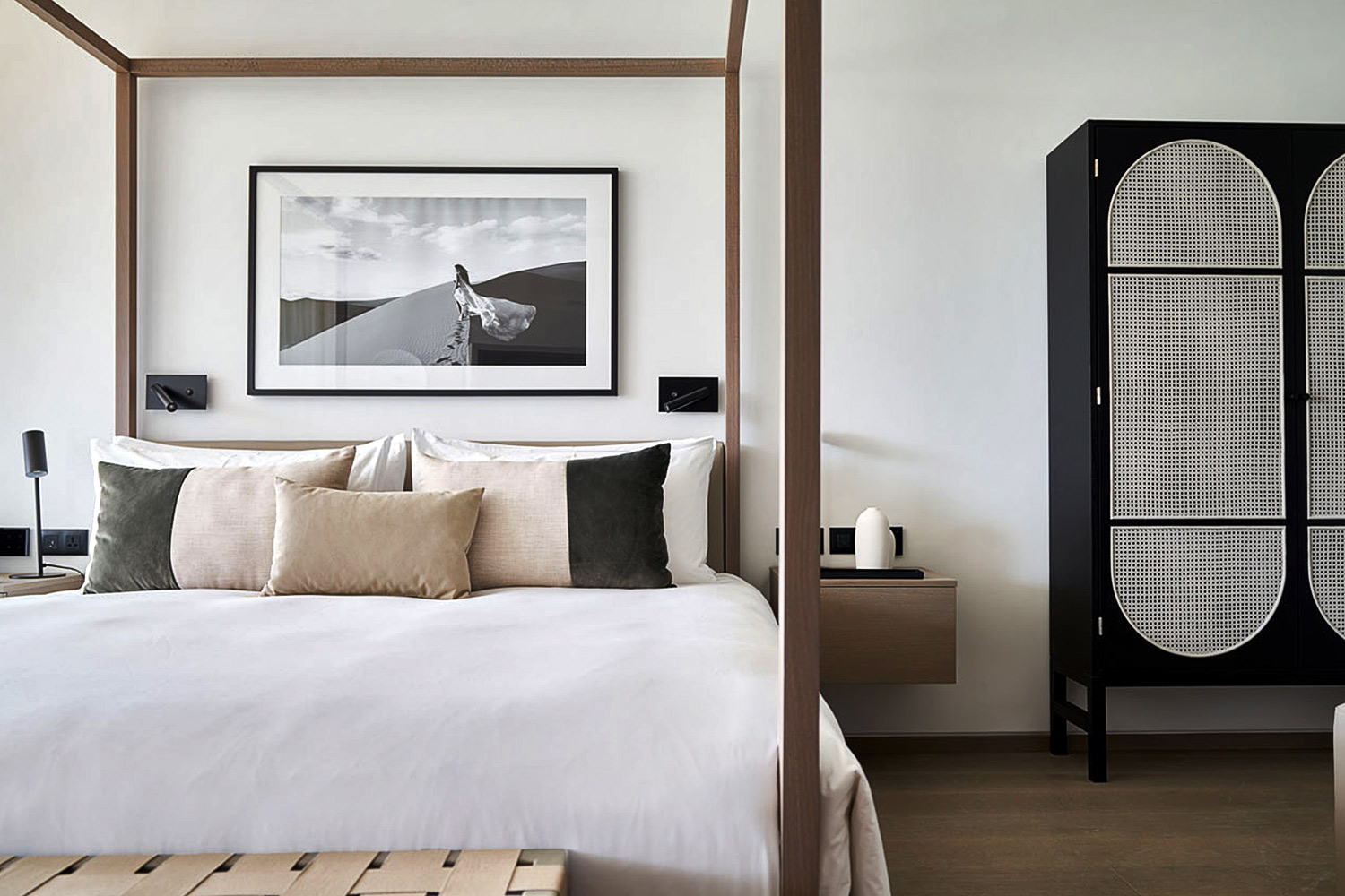 LUX POOL RESIDENCES TWO EN-SUITE BEDROOMS LuxuriaVacations