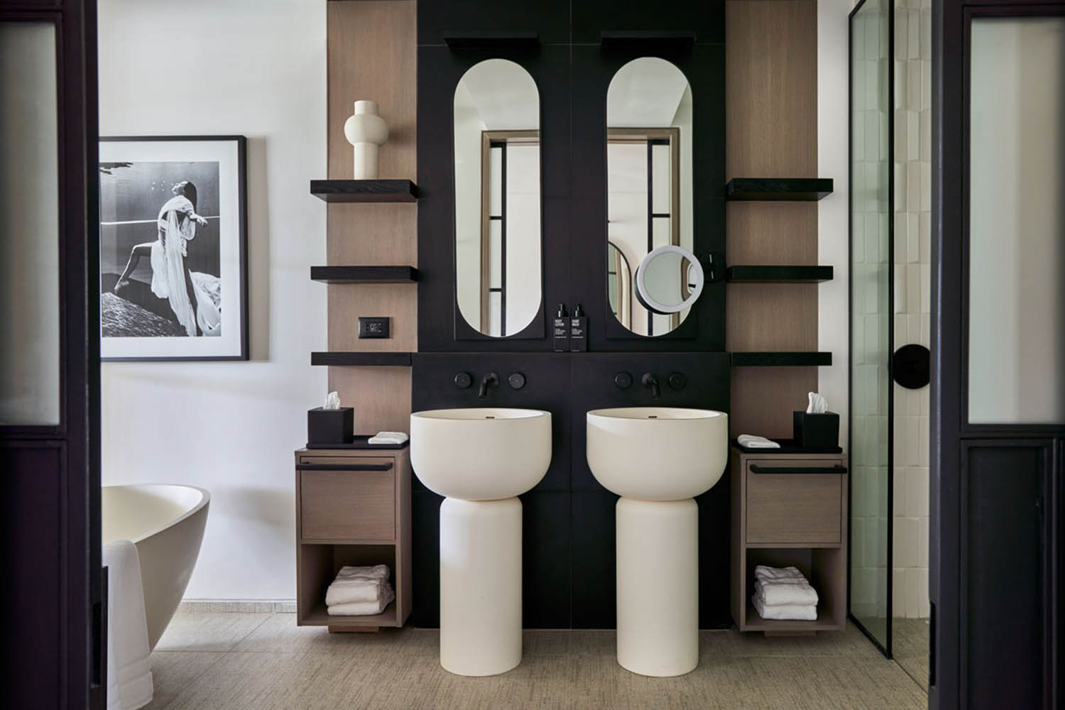 LUX POOL RESIDENCES TWO EN-SUITE BEDROOMS LuxuriaVacations