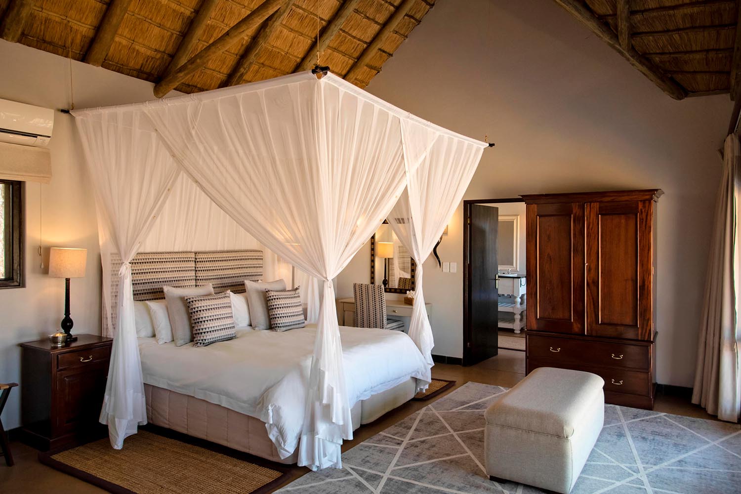 Luxury Suite LuxuriaVacations