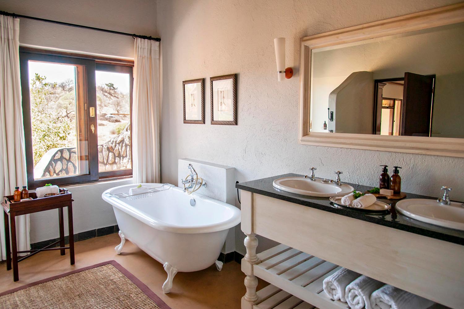 Luxury Suite LuxuriaVacations