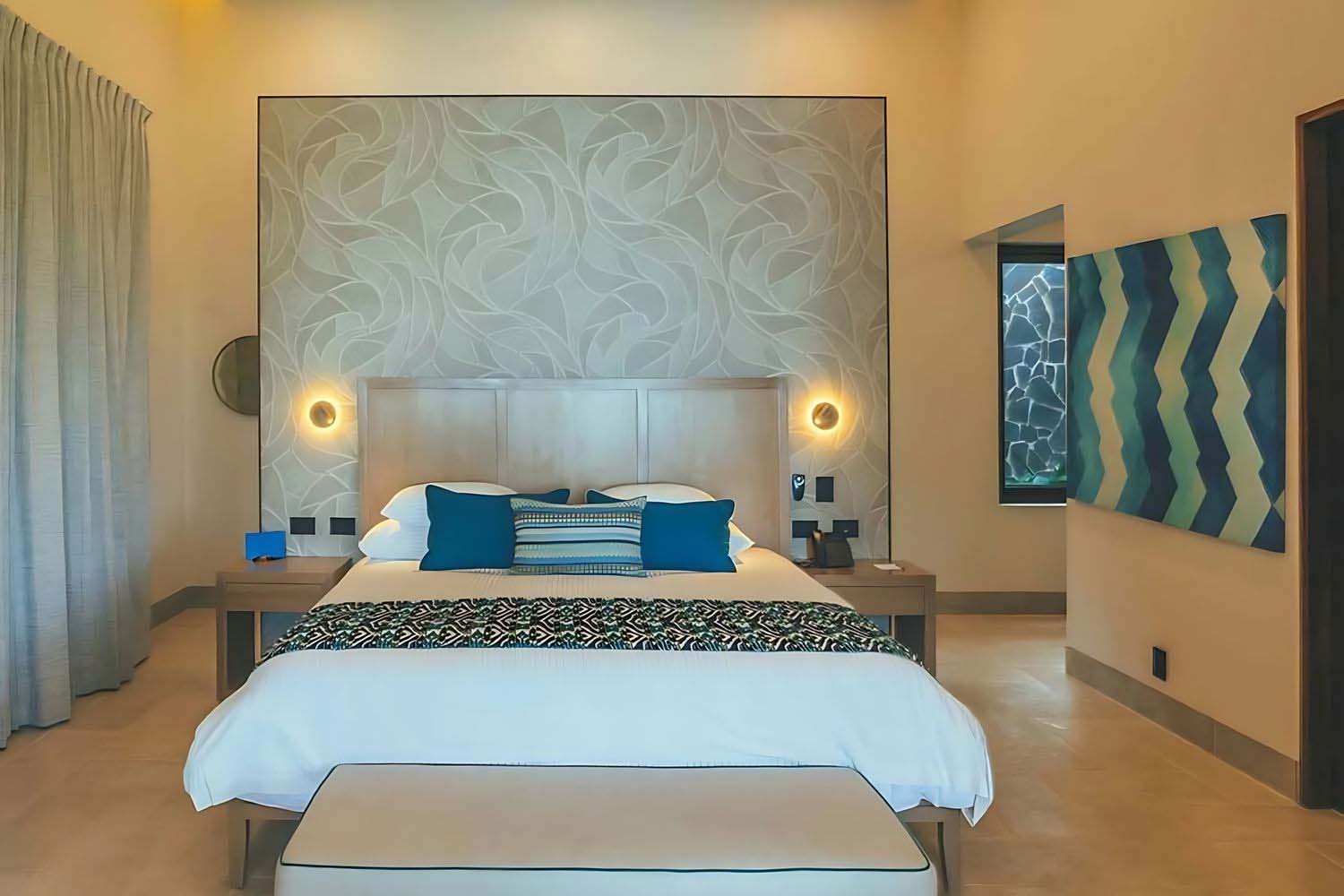 Luxury Villa LuxuriaVacations
